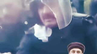 پولیس والوں کو کرارا جواب دیا بندے نے ذرا آپ بھی سنیں !