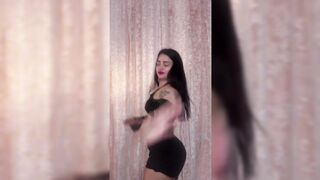 Indian Girl Jayshree Bhalse Dance