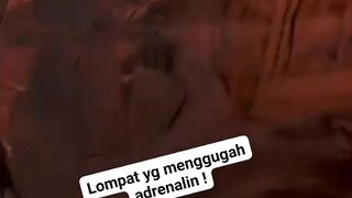 Lompatan yang mengandung adrenalin