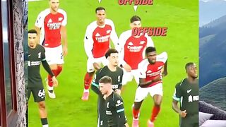 Tendangan bebas 200 IQ ala Arsenal!