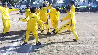 Yellow team match jeetny k bad bangra Saal rhy