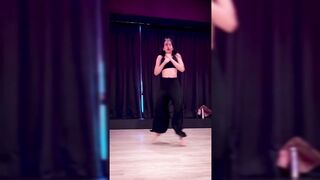 Indian Girl Komal Mawani Dance