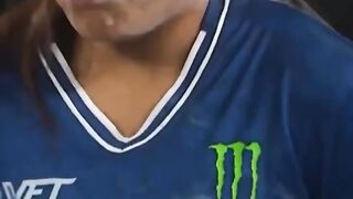 Womens Slap Battle 1