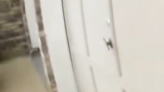 Bodycam Captures Police Rescuing a Trapped Officer in a Garage