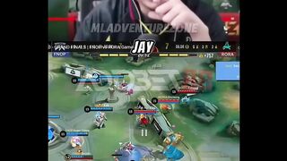 Reaksi Mas Ade soal Aurora yang tumbang.