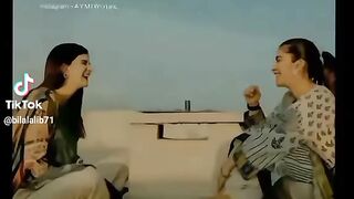 Ghar ki ronk behenye