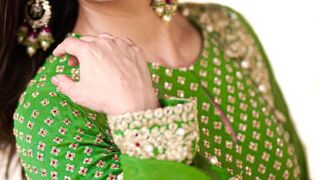 Indian Actress Karina Kapoor Style