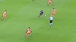 Luis Suárez Skills