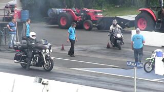 The difference between Harley Davidson and Hayabusa - drag race
