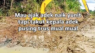 Takut abang di salahin adek gara-gara mual