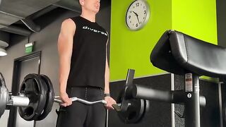 When the weight became too light and you added 1 kilogram 250 grams
