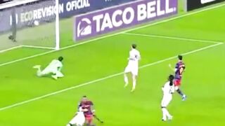 Rapinha goal