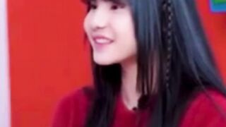 Trisha ada keturunan Chinese, Iran dan Belanda