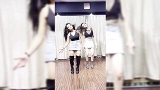 Indian Girl Nayasha Khanna Dance