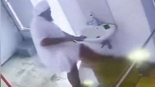 Ablution gone wrong - Funny Video Vol 1