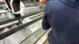 Funny reactions before departure a