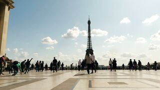 People and the Eiffel Tower