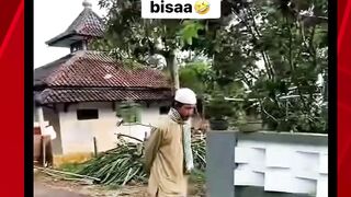 dukun lucu