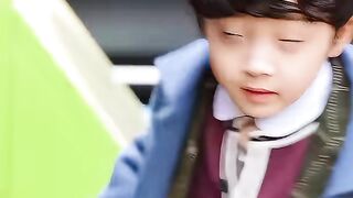 She didnt think twiceshe reached in time and saved the kid from a accident