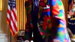 Donald Trump Just Started Dancing