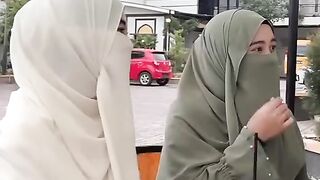Hayooo Siapa berani