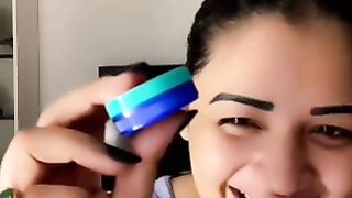 Teri Muskura Ke Dekhe Mera Nind Chhod Jaate Hain