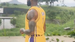 Stephen Curry – Golden State Warriors