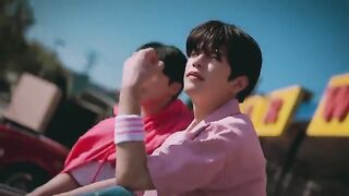 Stray Kids "CASE 143" Performance Video