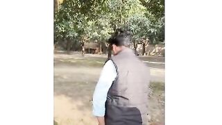 আমি একা কেনো হাসবো আপনারও হাসেন