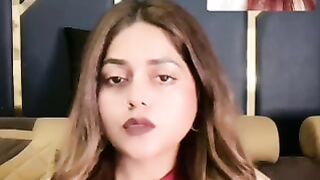 ইন্ডিয়ান সুপার বিউটিফুল গার্লস টাং লাইভ শো