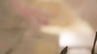 Niña moribunda al pie de montaña es adoptada por campesino pobre,resulta ser una princesa perdida