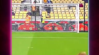 Masa Prime Peter Crouch ????