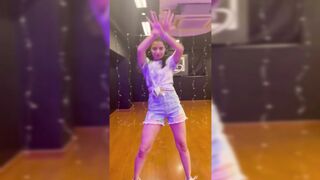 Indian Girl Parinita Ragav Dance