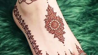 Mehndi designs