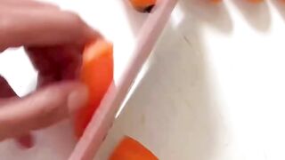 Making simple raw vegetables