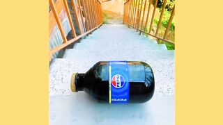 Quebrando garrafas de vidro em câmera lenta ???????? #asmr #satisfatório