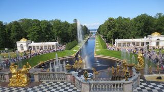 Peterhof - a palace fairy tale on the shore of the Gulf of Finland