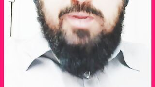 یہ وہ مشین ہے جسے پچھلی ہڑتالوں کے دوران آگ لگا دی
