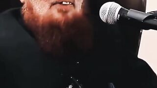 ایک طرف اللہ تعالی نے یہ فرمایا