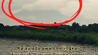 "What is happening on Mount Arjuno today?"