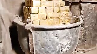 Hunting of gold Treasure