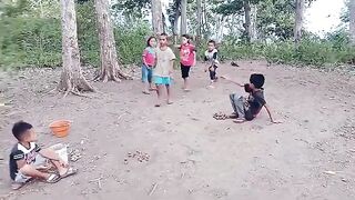 Permainan yang masih tradisional di daerah nttt.
