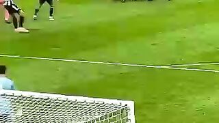 Pedri Magic vs Newcastle