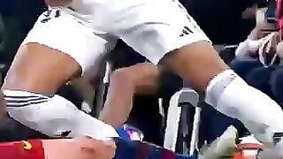 De Jong Sent Off Red Card Shakes El Clásico