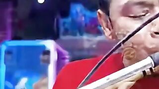 Kumbang di taman.... adella cantika nuswantoro asoy... #fypシ゚viral #dangdutkoplo #cantikanuswantoro