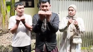 MALAH PADA KABUR GIMANA INI ????