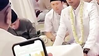 clearly can't hold back laughter #funny #funny #lol #funnyvideo