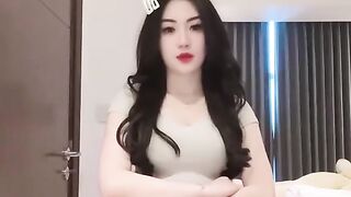 Jangan biarkan masa lalu menghancurkan masa depan yang cerah.