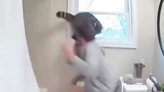 Toilet Chaos: Animal Invasion!