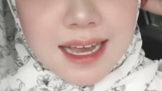Si comel mengaji ????????